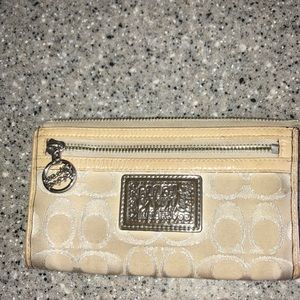 Coach wallet